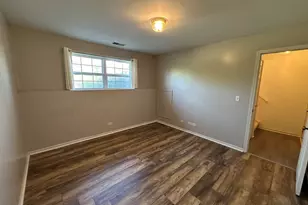 [Address not provided], Lakemoor, IL 60051 - Photo 10