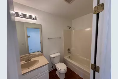[Address not provided], Lakemoor, IL 60051 - Photo 14
