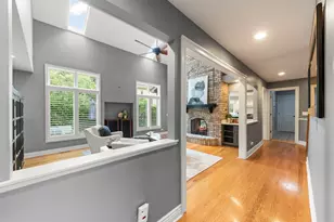 816 Spindletree Ave, Naperville, IL 60565 - Photo 8