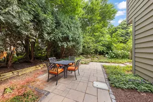 816 Spindletree Ave, Naperville, IL 60565 - Photo 46