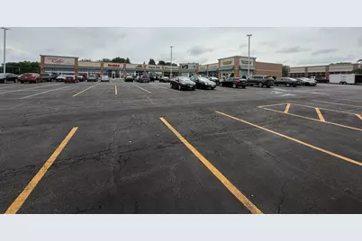 1170 Dekalb Avenue #108, Sycamore, IL 60178 - Photo 2