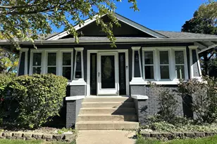 1034 N 5th Ave, Saint Charles, IL 60174 - Photo 1