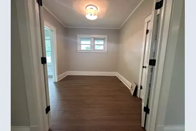 1034 N 5th Avenue, Saint Charles, IL 60174 - Photo 6