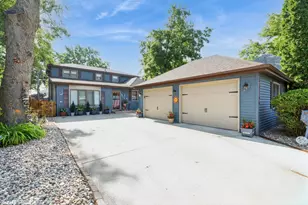 18241 Gottschalk Ave, Homewood, IL 60430 - Photo 2