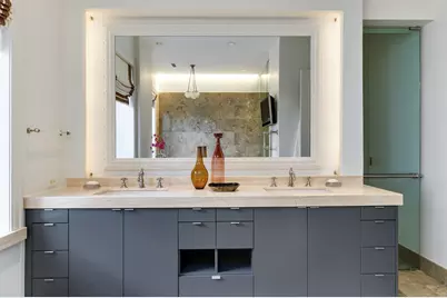 189 E Lake Shore Drive #PH18, Chicago, IL 60611 - Photo 40