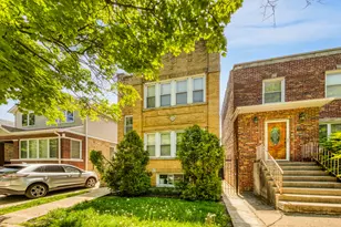 4639 W Montana St, Chicago, IL 60639 - Photo 2