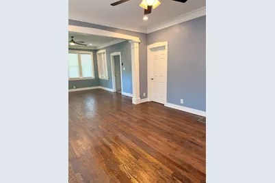 11949 S Yale Avenue, Chicago, IL 60628 - Photo 6