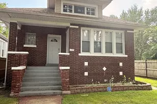 11949 S Yale Ave, Chicago, IL 60628 - Photo 2