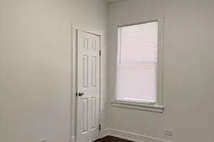 11949 S Yale Ave, Chicago, IL 60628 - Photo 10