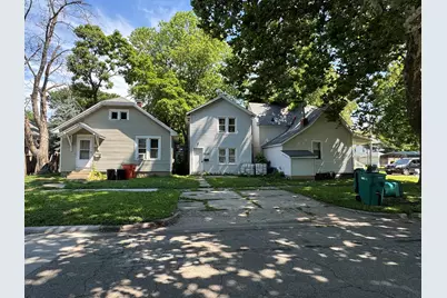 2502 Pine Avenue, Mattoon, IL 61938 - Photo 2