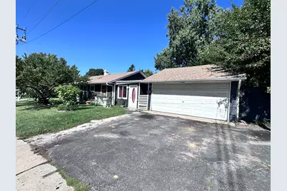 57 Robin Road, Carpentersville, IL 60110 - Photo 1