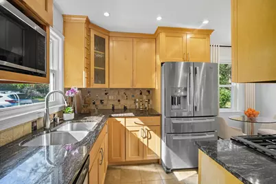 630 Hermitage Drive, Deerfield, IL 60015 - Photo 6