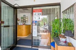 3901 Oakton St, Skokie, IL 60076 - Photo 26