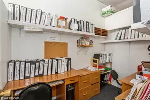 3901 Oakton St, Skokie, IL 60076 - Photo 24