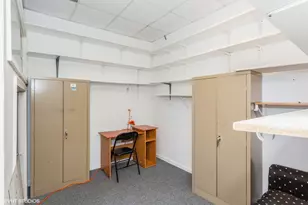 3901 Oakton St, Skokie, IL 60076 - Photo 12