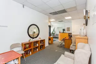 3901 Oakton St, Skokie, IL 60076 - Photo 16