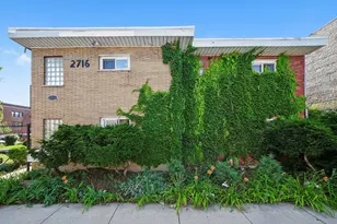 2716 Ridgeland Ave, Berwyn, IL 60402 - Photo 2