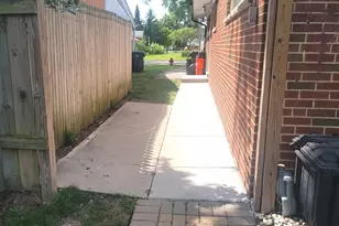 7324 Palma Ln, Morton Grove, IL 60053 - Photo 20