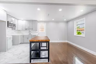 4677 W 84th Pl, Chicago, IL 60652 - Photo 6