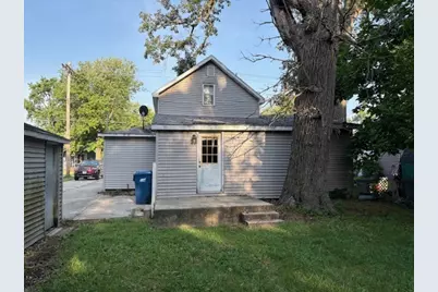 212 Yount Avenue, Watseka, IL 60970 - Photo 2