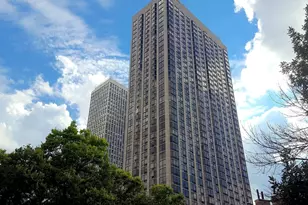 2650 N Lakeview Ave, Chicago, IL 60614 - Photo 1