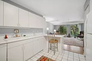 1030 Arbor Ln, Northfield, IL 60093 - Photo 6