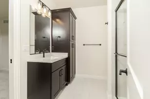 1313 Woodbine Rd, Bloomington, IL 61704 - Photo 32