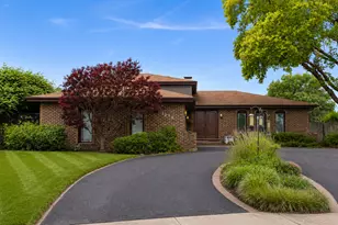 3250 192nd Pl, Lansing, IL 60438 - Photo 1