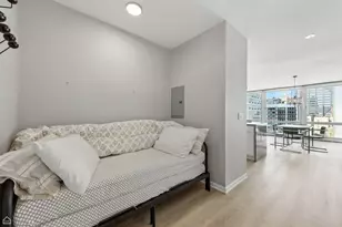 880 N Lake Shore Dr, Chicago, IL 60611 - Photo 8