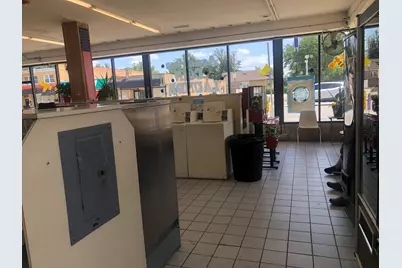 1431 W Roosevelt Road, Broadview, IL 60155 - Photo 8