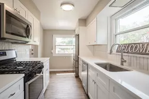 441 E Berteau Ave, Elmhurst, IL 60126 - Photo 4