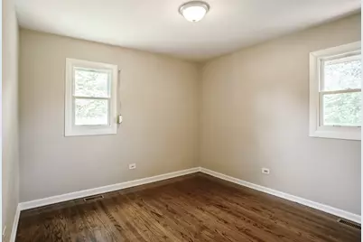 441 E Berteau Avenue, Elmhurst, IL 60126 - Photo 6