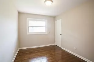 441 E Berteau Ave, Elmhurst, IL 60126 - Photo 8