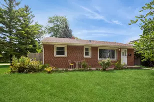 441 E Berteau Ave, Elmhurst, IL 60126 - Photo 1