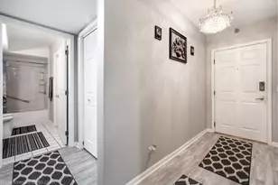 7091 W Touhy Ave, Niles, IL 60714 - Photo 6