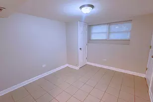 948 Dartmouth Ave, Matteson, IL 60443 - Photo 18