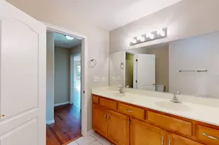 1305 Campbell St, Joliet, IL 60435 - Photo 44