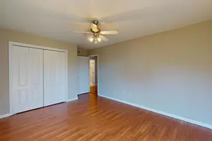 1305 Campbell St, Joliet, IL 60435 - Photo 42