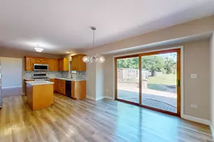 1305 Campbell St, Joliet, IL 60435 - Photo 20