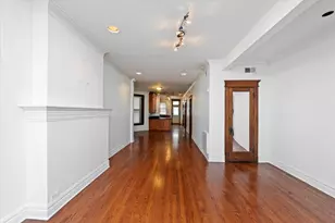 3744 N Fremont St, Chicago, IL 60613 - Photo 4