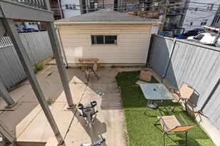 3744 N Fremont St, Chicago, IL 60613 - Photo 14