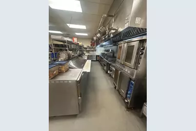 140 E Main Street, Dwight, IL 60420 - Photo 30