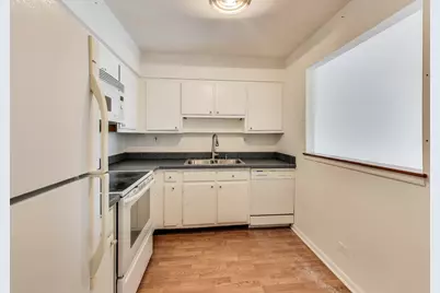 701 W Huntington Commons Road #418, Mount Prospect, IL 60056 - Photo 8