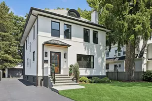 1473 Edgewood Ln, Winnetka, IL 60093 - Photo 2