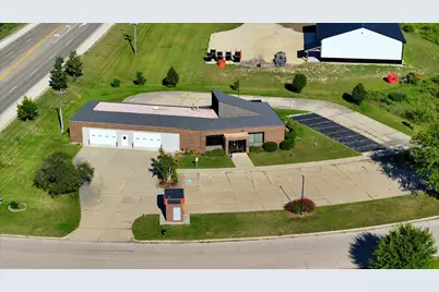 1400 N Galena Avenue, Dixon, IL 61021 - Photo 22