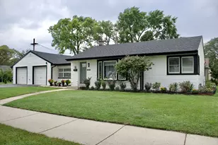 1394 Carol Ln, Des Plaines, IL 60018 - Photo 2