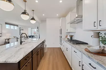 1048 Quarry Court #13, Carol Stream, IL 60188 - Photo 6