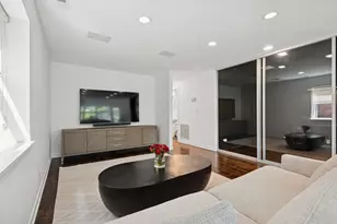 1428 N Mohawk St, Chicago, IL 60610 - Photo 4