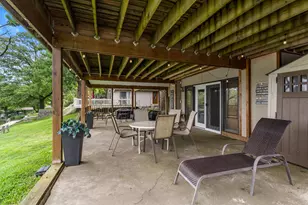 690 N Cove Ct, Decatur, IL 62521 - Photo 10