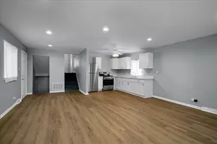 8853 S Halsted St, Chicago, IL 60620 - Photo 4